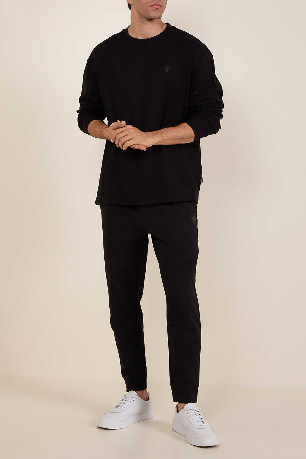 חולצת טי עם שרוולים ארוכים